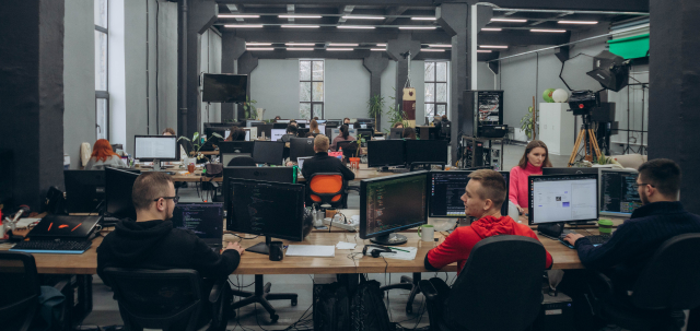 Outsourcing software development to Ukraine: Pros and Cons Outsourcing software development to Ukraine